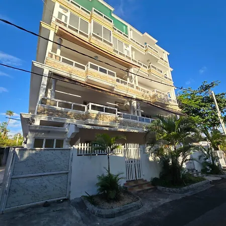 Blue Bay Beach Apartment Exterior photo